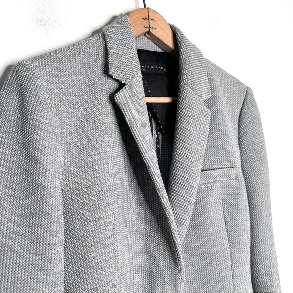 ZARA Gray Blazer Waffle Weave Structured Coat Gold Buttons Fitted Size Medium - Picture 2 of 9